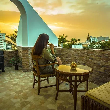 Penthouse Las Americas Appartement